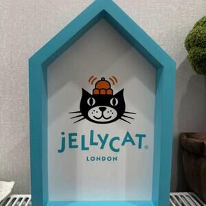 NWT jellycat house logo wooden stand LIMITED EDITION